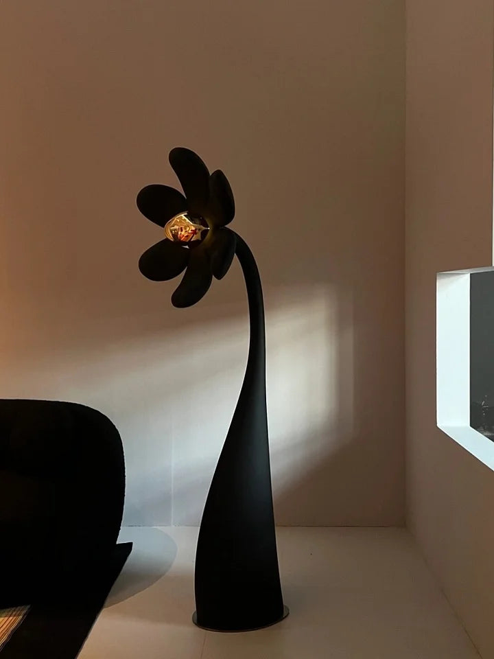 Creative Resin Sunflower Art Floor Lamp